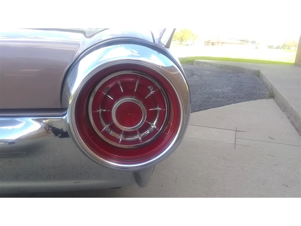 1963 Ford Thunderbird 3rd Gen - Image 9 of 31