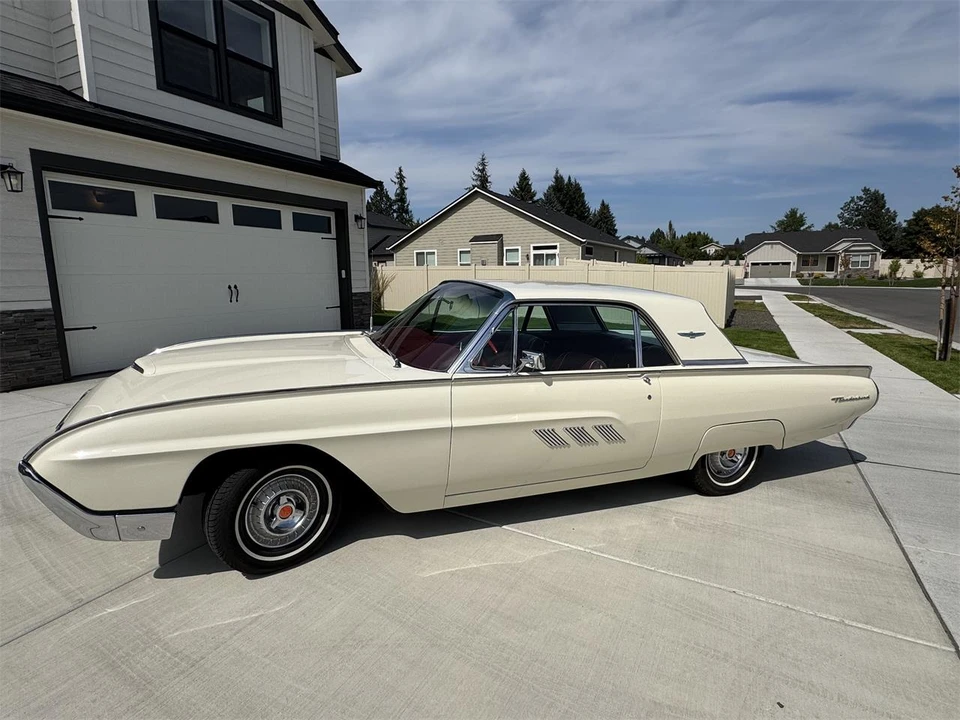 1963 Ford Thunderbird 3rd Gen - Image 7 of 19