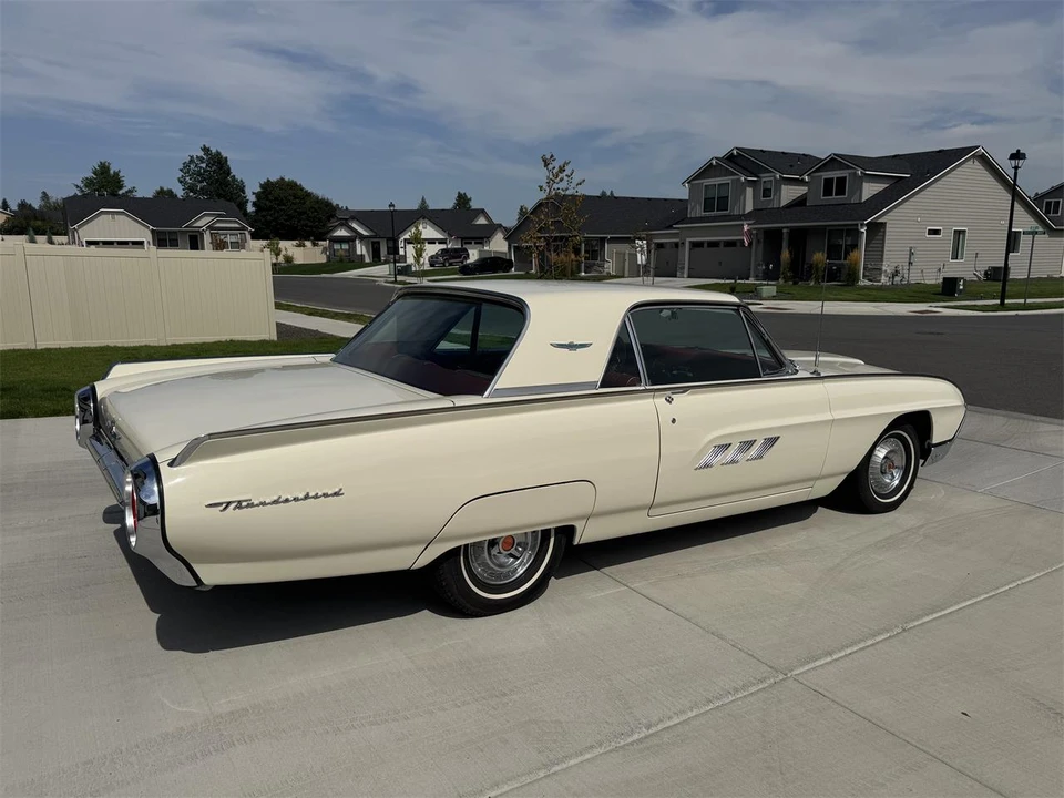 1963 Ford Thunderbird 3rd Gen - Image 4 of 19