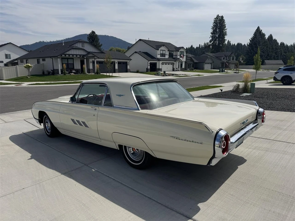 1963 Ford Thunderbird 3rd Gen - Image 6 of 19