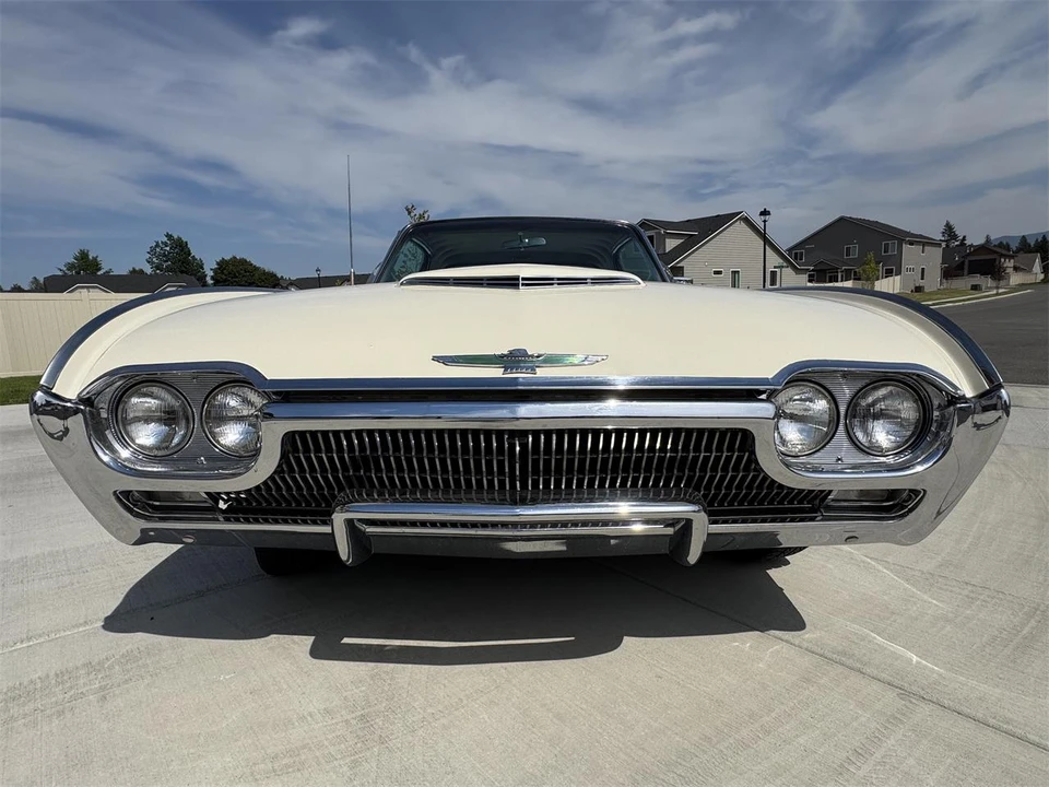 1963 Ford Thunderbird 3rd Gen - Image 2 of 19