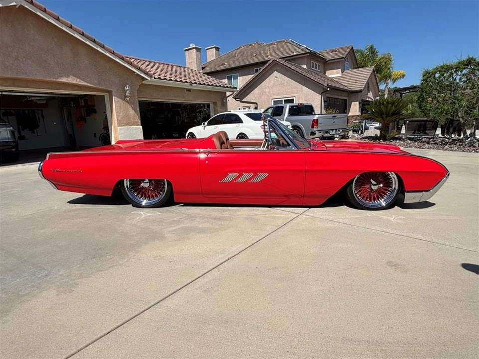 1963 Ford Thunderbird 3rd Gen - Image 2 of 21