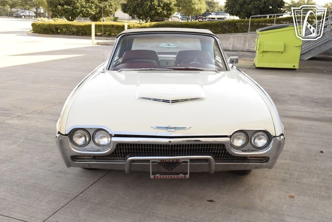 1963 Ford Thunderbird 3rd Gen - Image 25 of 31