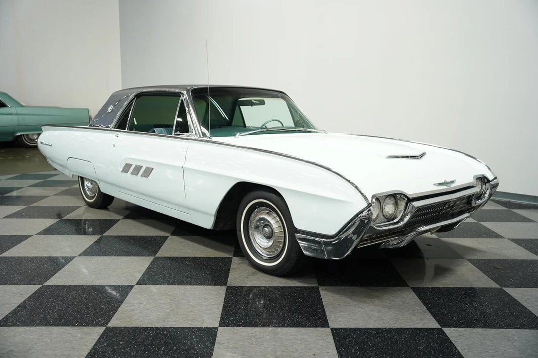 1963 Ford Thunderbird 3rd Gen - Image 17 of 31