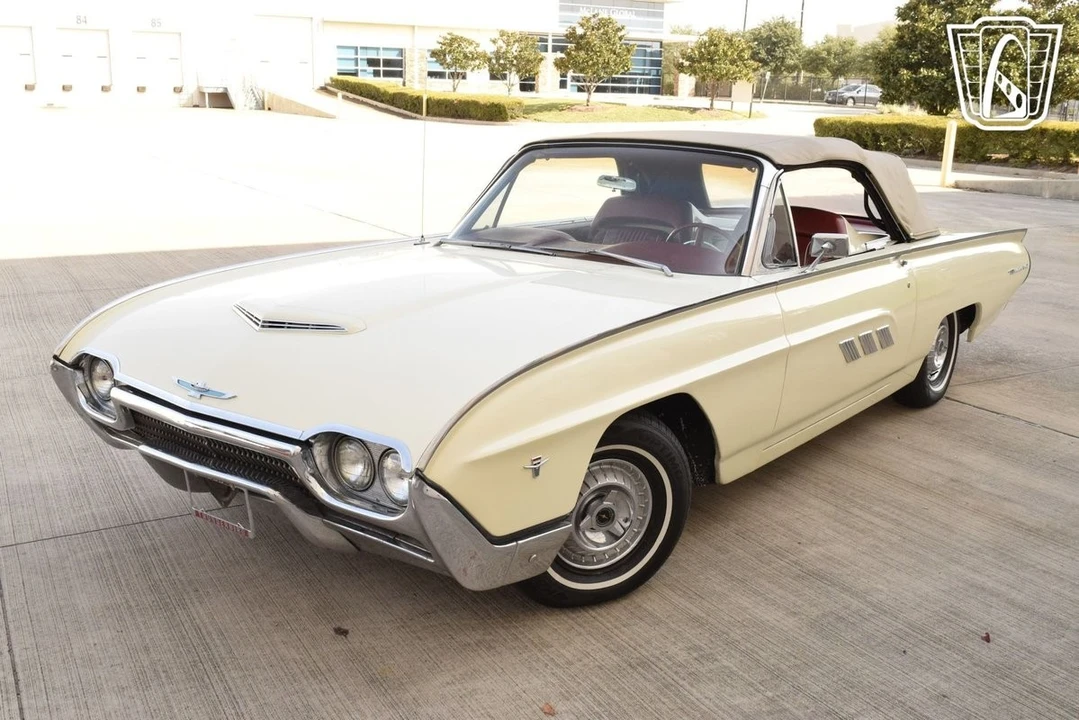 1963 Ford Thunderbird 3rd Gen - Image 28 of 31