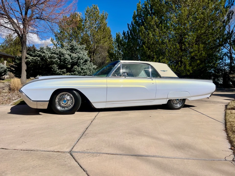 1963 Ford Thunderbird 3rd Gen - Image 9 of 21