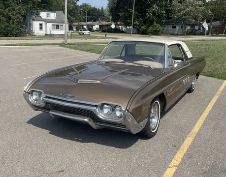1963 Ford Thunderbird