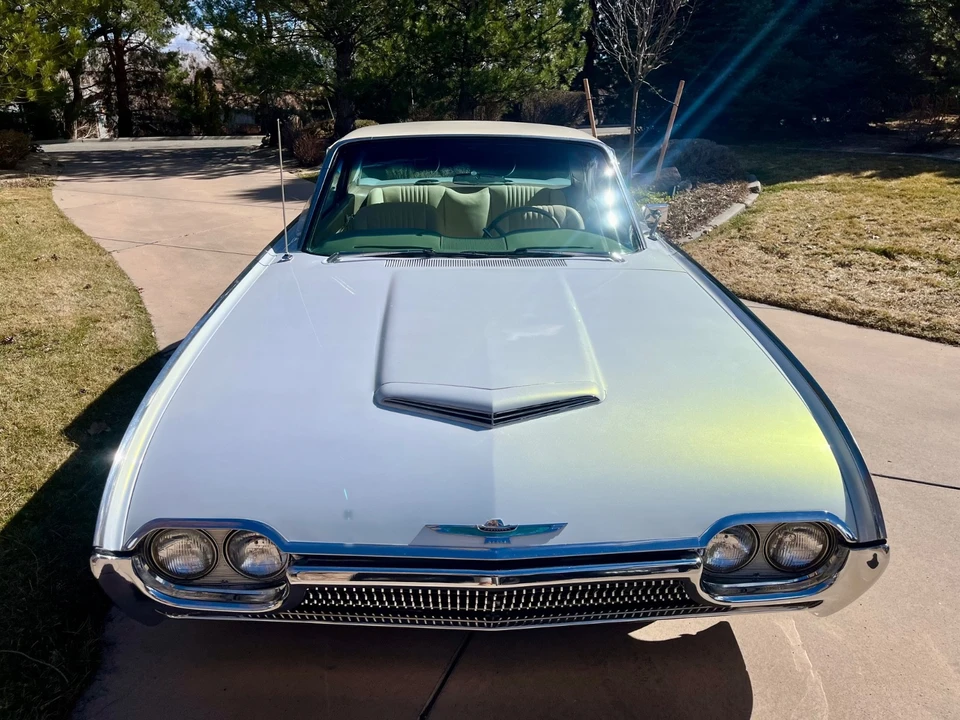 1963 Ford Thunderbird 3rd Gen - Image 12 of 21