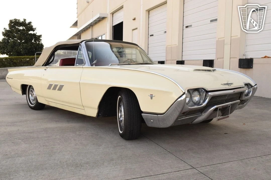1963 Ford Thunderbird 3rd Gen - Image 23 of 31