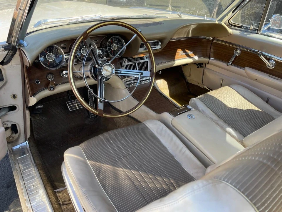 1963 Ford Thunderbird 3rd Gen - Image 4 of 5