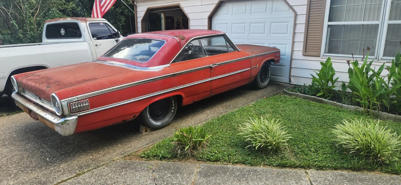 1963 Ford Thunderbird 3rd Gen - Image 2 of 12