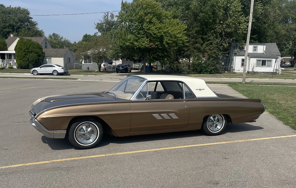 1963 Ford Thunderbird 3rd Gen - Image 2 of 14
