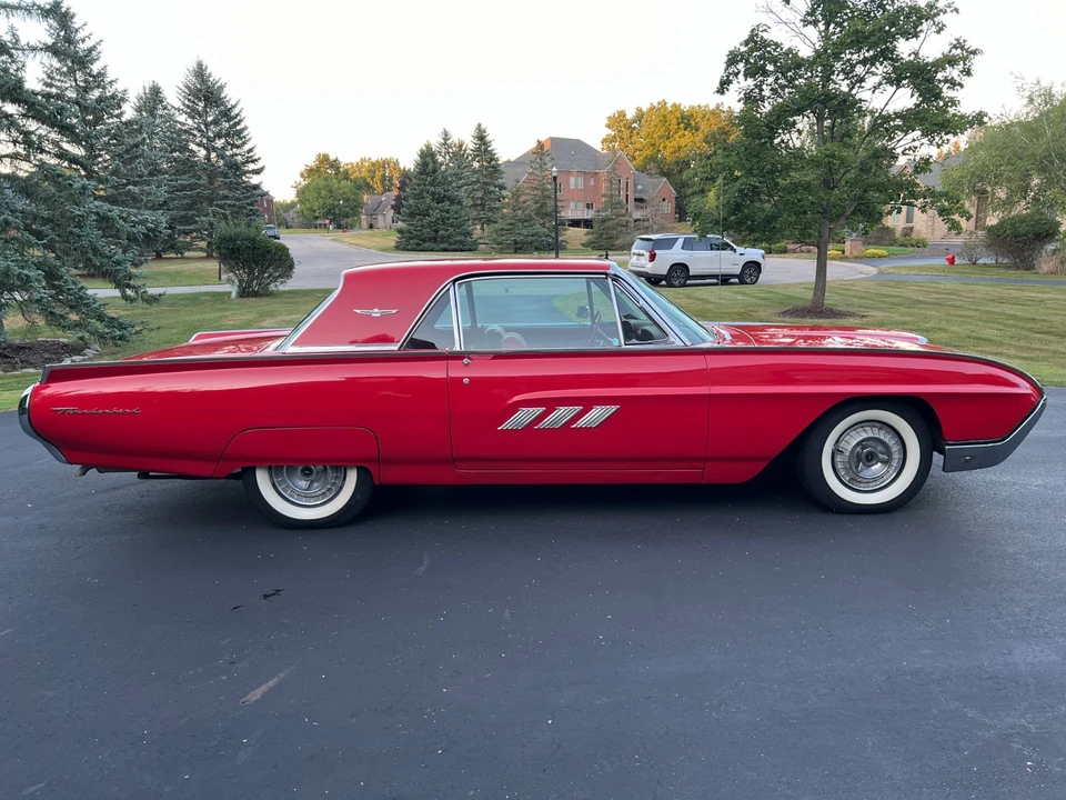 1963 Ford Thunderbird 3rd Gen - Image 6 of 28