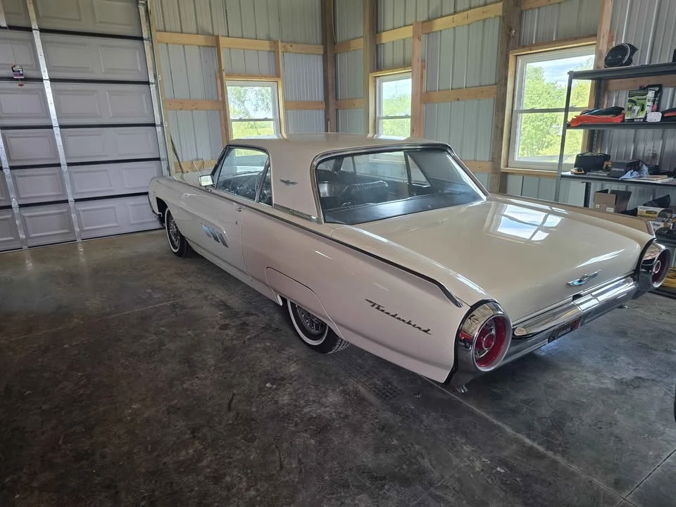 1963 Ford Thunderbird 3rd Gen - Image 9 of 13