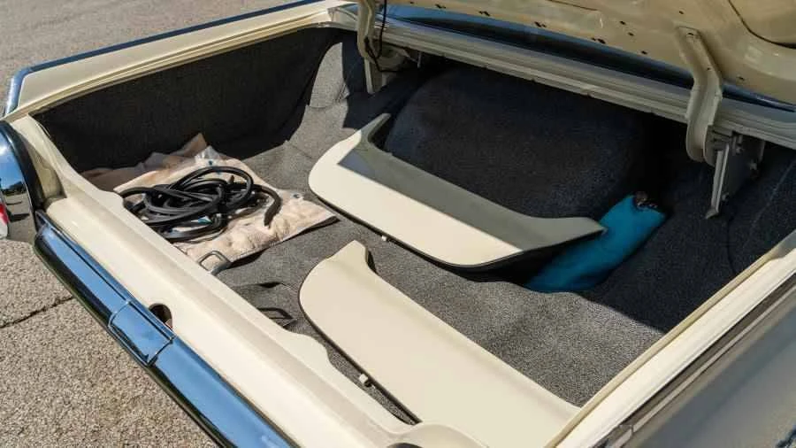 1963 Ford Thunderbird 3rd Gen - Image 12 of 13