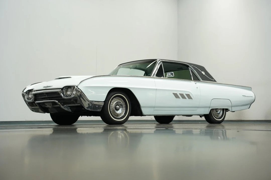 1963 Ford Thunderbird 3rd Gen - Image 21 of 31