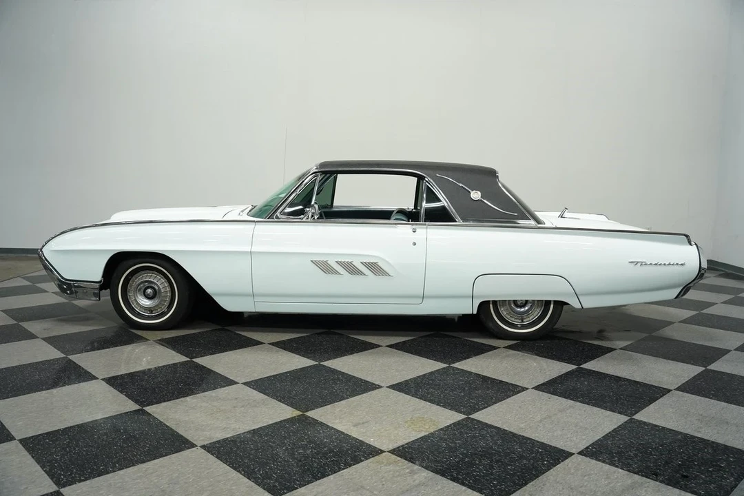 1963 Ford Thunderbird 3rd Gen - Image 8 of 12