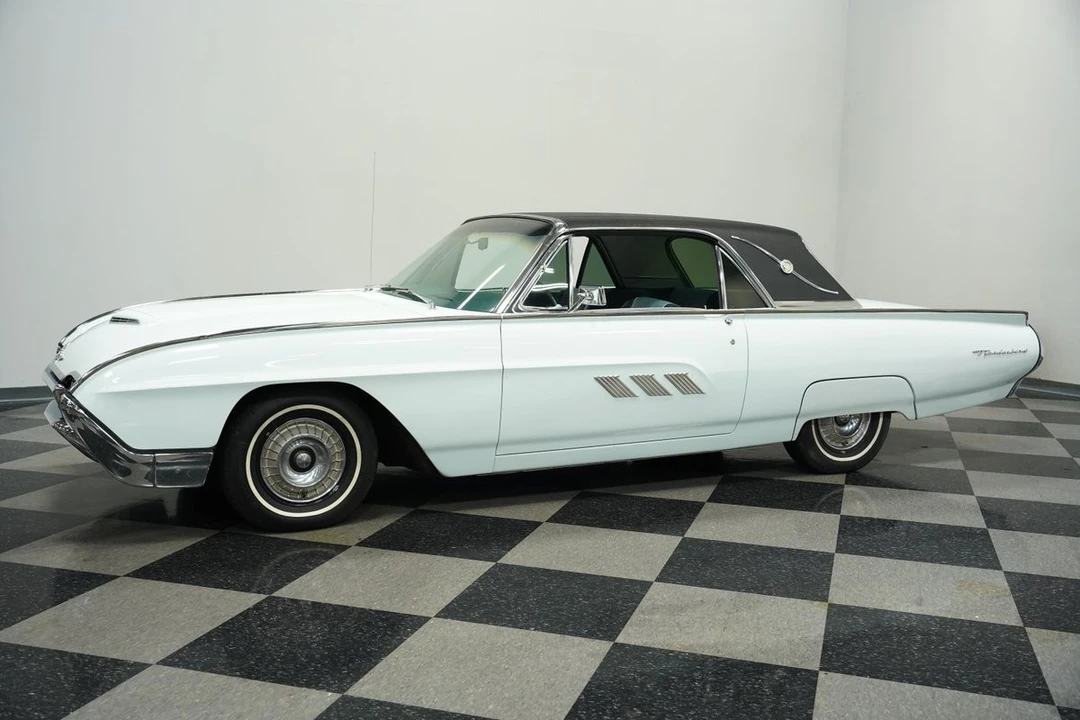 1963 Ford Thunderbird 3rd Gen - Image 7 of 31