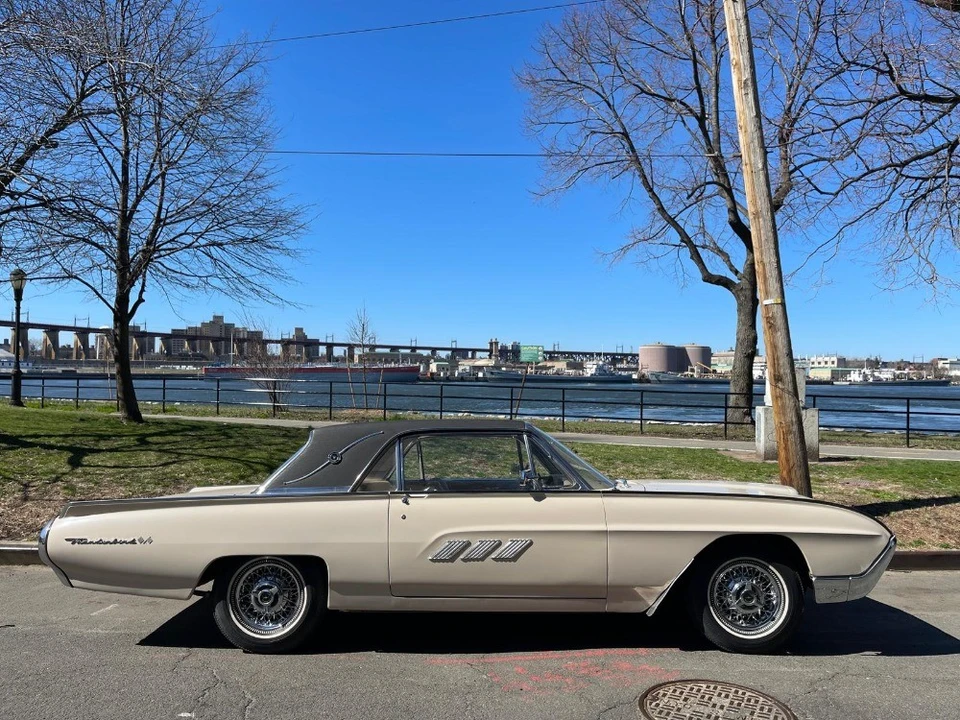 1963 Ford Thunderbird 3rd Gen - Image 2 of 5