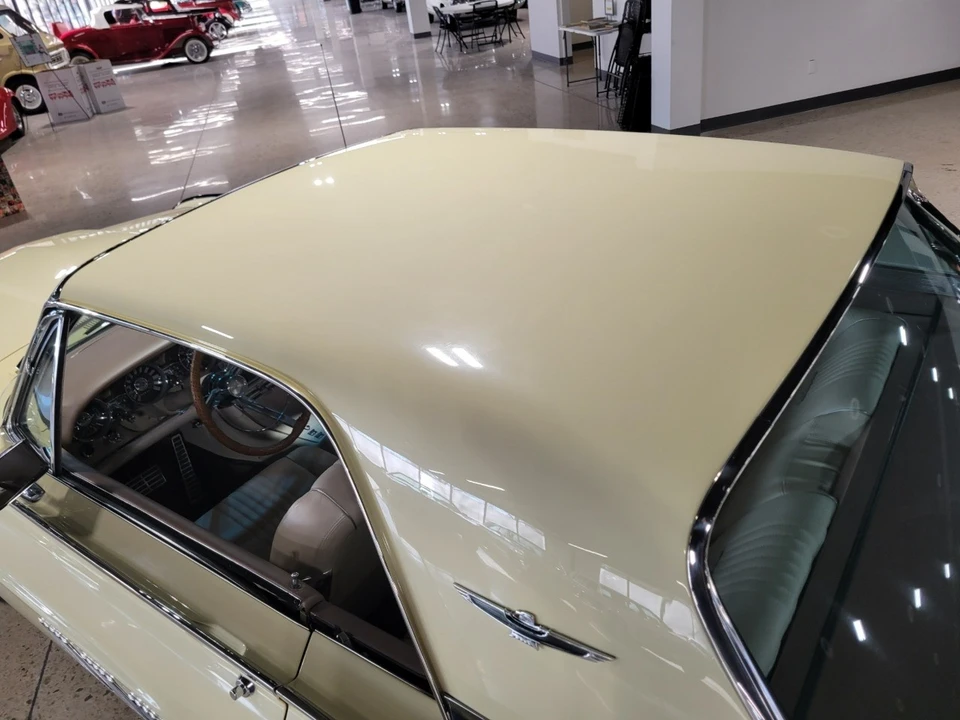 1963 Ford Thunderbird 3rd Gen - Image 10 of 21