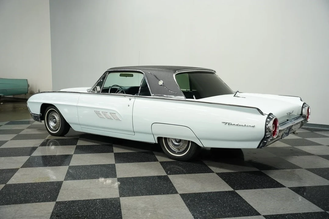 1963 Ford Thunderbird 3rd Gen - Image 9 of 12