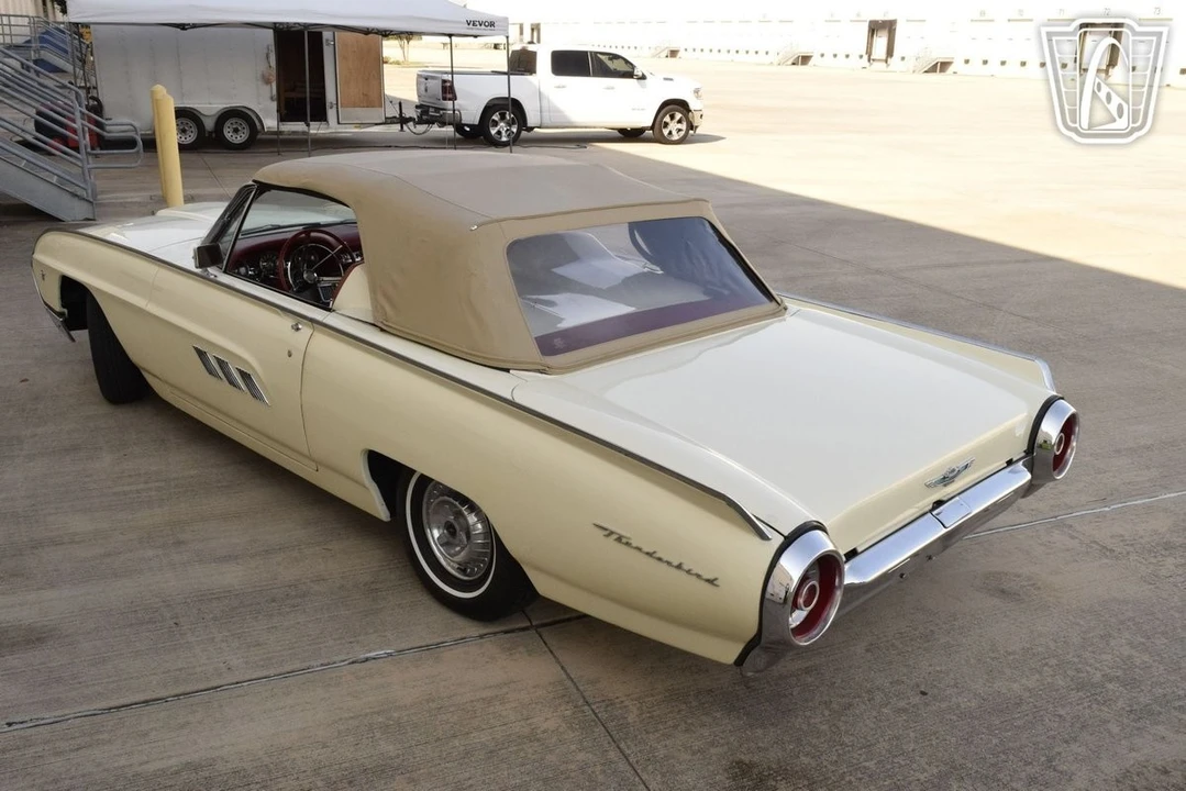 1963 Ford Thunderbird 3rd Gen - Image 8 of 12