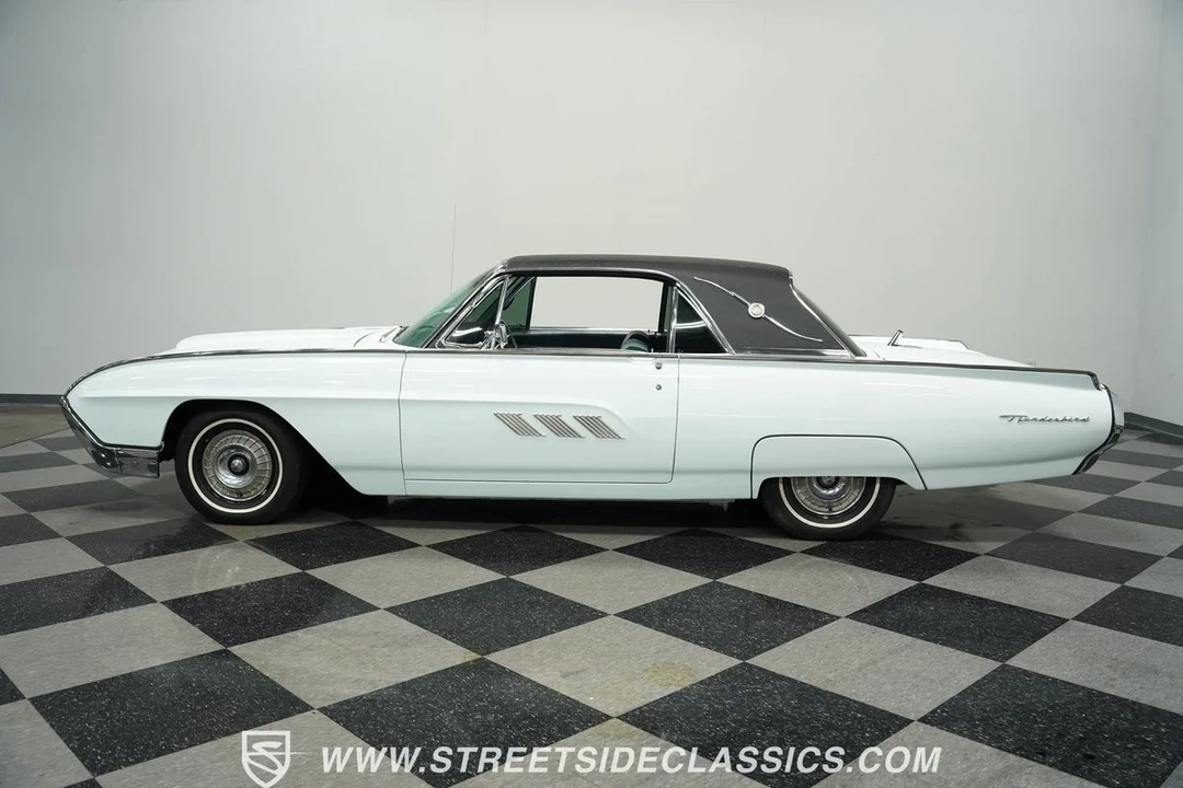 1963 Ford Thunderbird 3rd Gen - Image 3 of 12