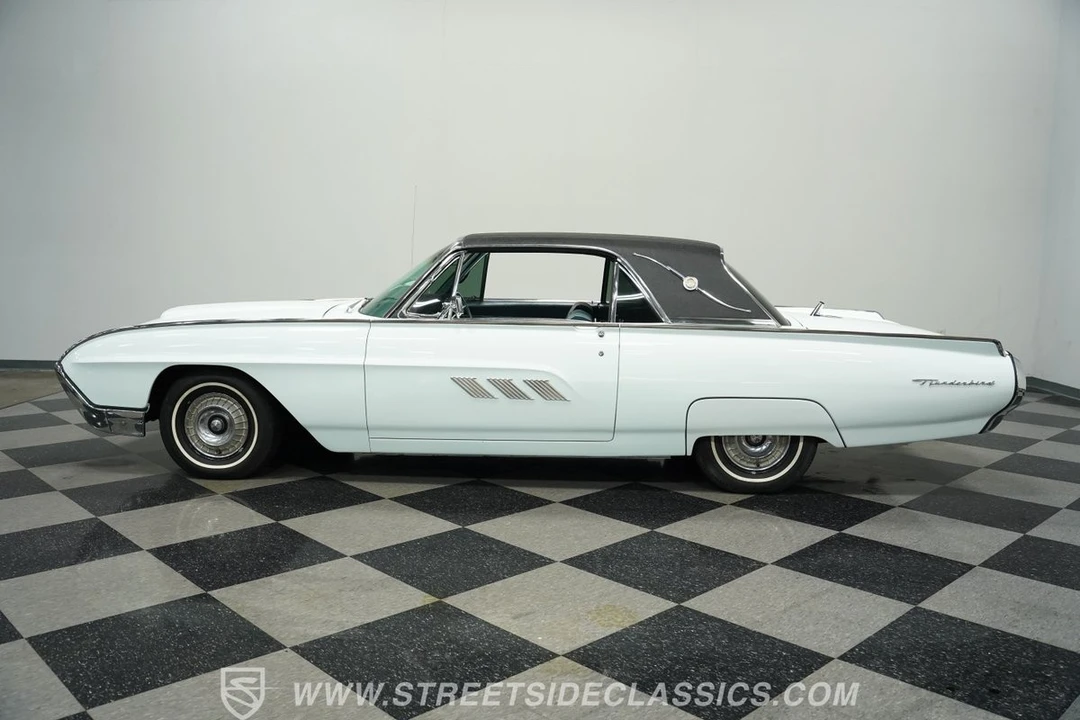 1963 Ford Thunderbird 3rd Gen - Image 3 of 31