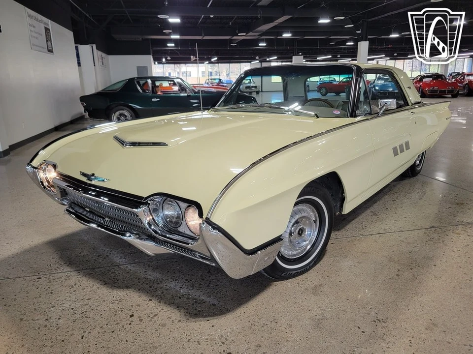 1963 Ford Thunderbird 3rd Gen - Image 4 of 12