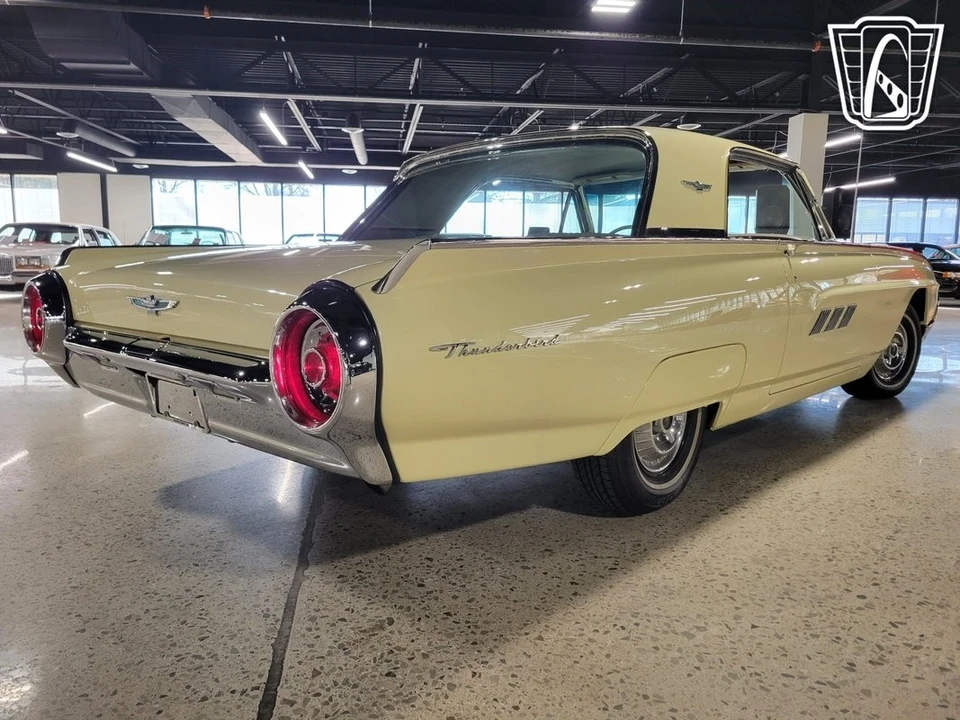 1963 Ford Thunderbird 3rd Gen - Image 20 of 21
