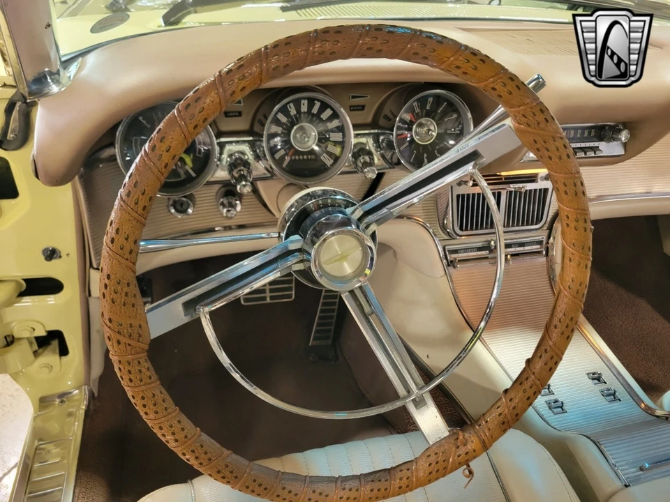 1963 Ford Thunderbird 3rd Gen - Image 19 of 21
