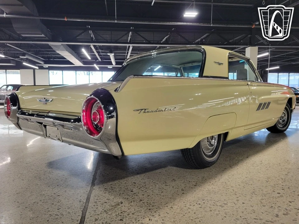 1963 Ford Thunderbird 3rd Gen - Image 19 of 21