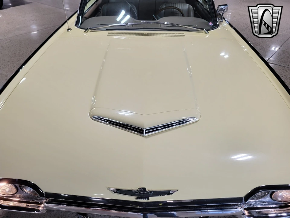 1963 Ford Thunderbird 3rd Gen - Image 9 of 21