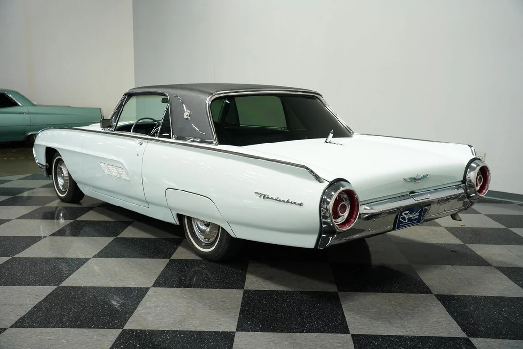 1963 Ford Thunderbird 3rd Gen - Image 10 of 31