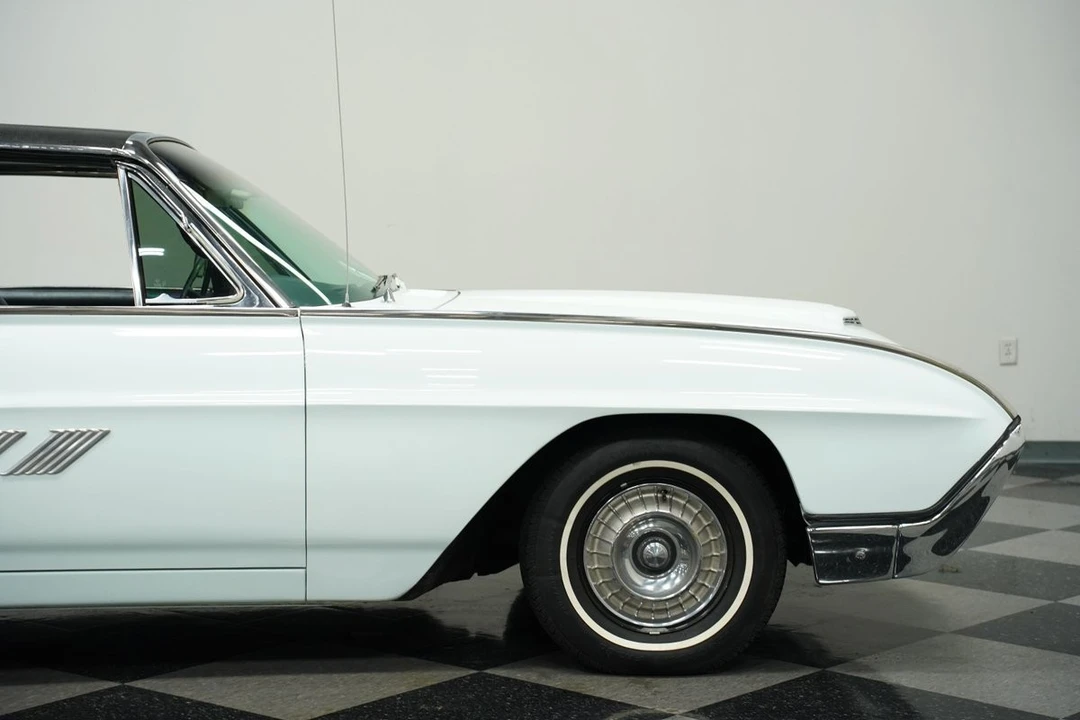 1963 Ford Thunderbird 3rd Gen - Image 30 of 31