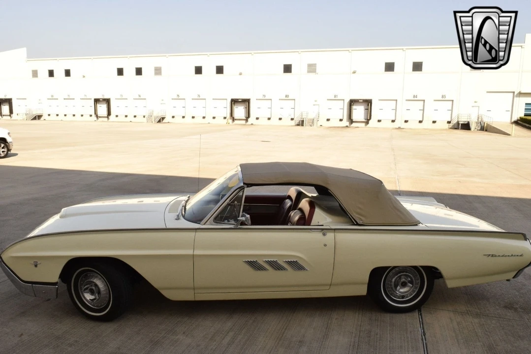 1963 Ford Thunderbird 3rd Gen - Image 3 of 12