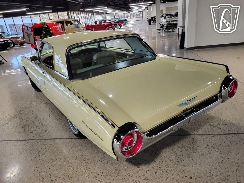 1963 Ford Thunderbird 3rd Gen - Image 15 of 21