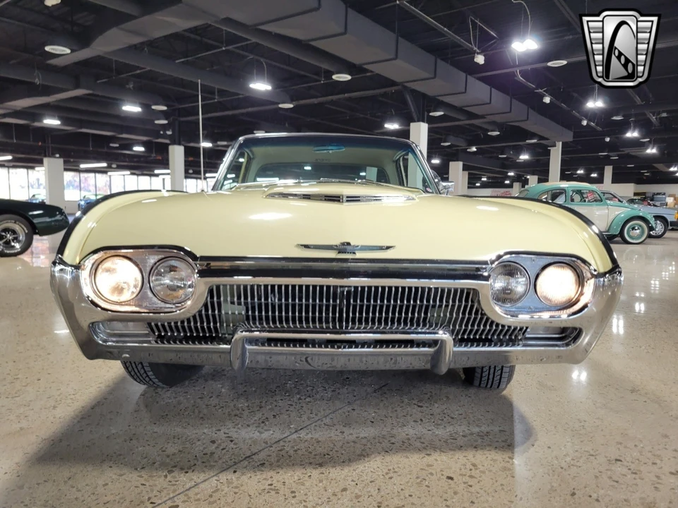 1963 Ford Thunderbird 3rd Gen - Image 5 of 21