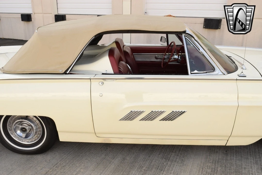 1963 Ford Thunderbird 3rd Gen - Image 12 of 12