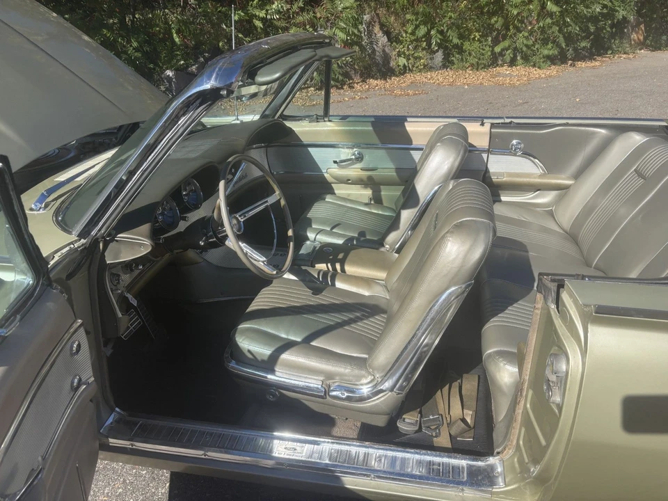 1963 Ford Thunderbird 3rd Gen - Image 17 of 31