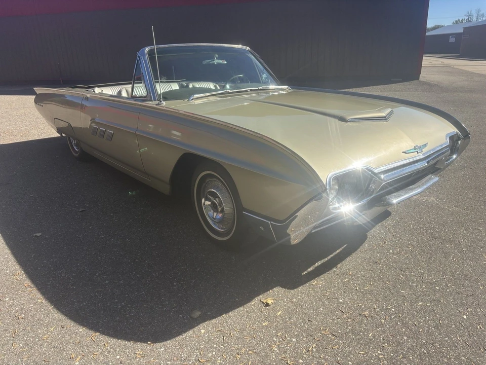 1963 Ford Thunderbird 3rd Gen - Image 7 of 21