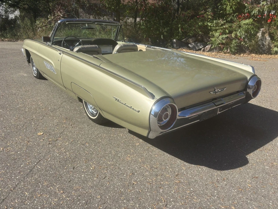 1963 Ford Thunderbird 3rd Gen - Image 3 of 21