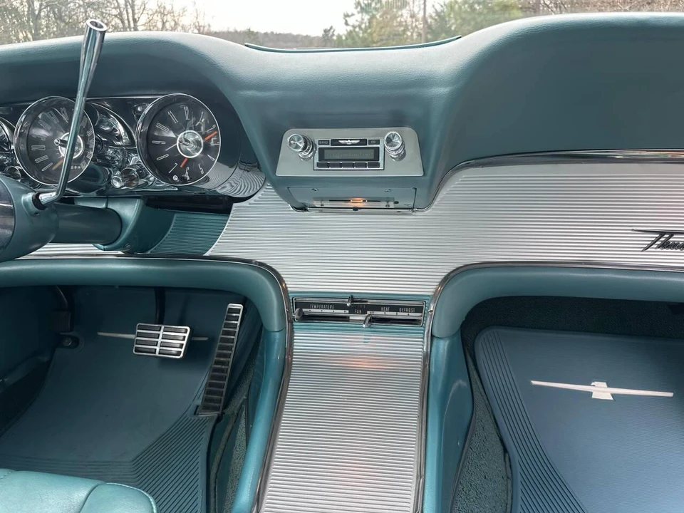 1963 Ford Thunderbird 3rd Gen - Image 14 of 23