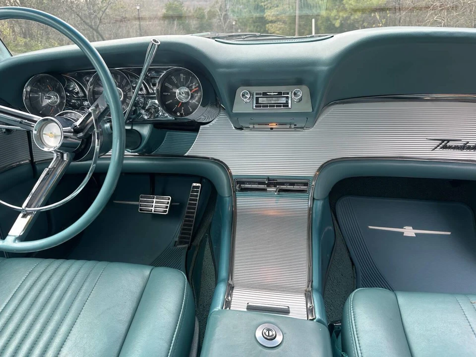 1963 Ford Thunderbird 3rd Gen - Image 15 of 23