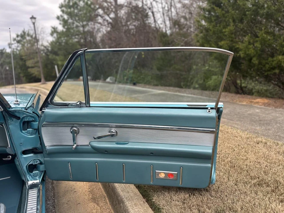 1963 Ford Thunderbird 3rd Gen - Image 17 of 23