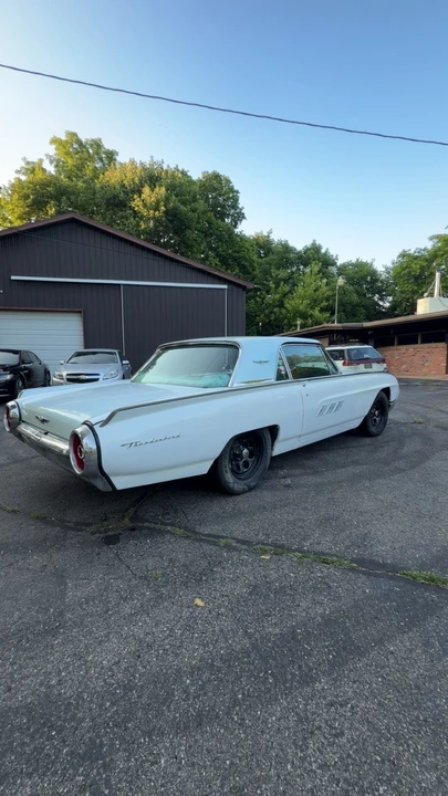 1963 Ford Thunderbird 3rd Gen - Image 5 of 13