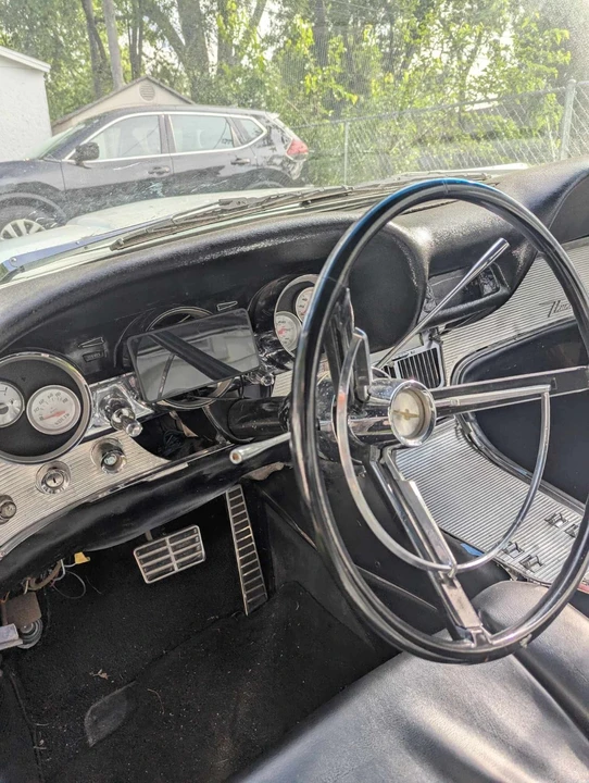 1963 Ford Thunderbird 3rd Gen - Image 7 of 9