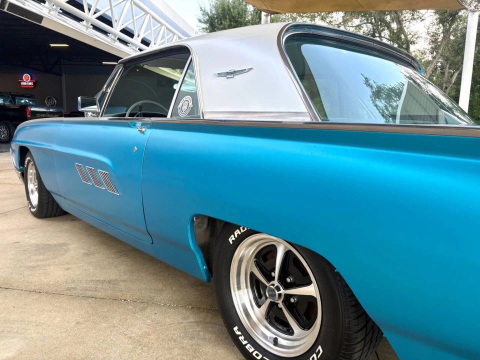 1963 Ford Thunderbird 3rd Gen - Image 15 of 31
