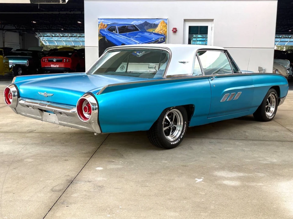 1963 Ford Thunderbird 3rd Gen - Image 9 of 31