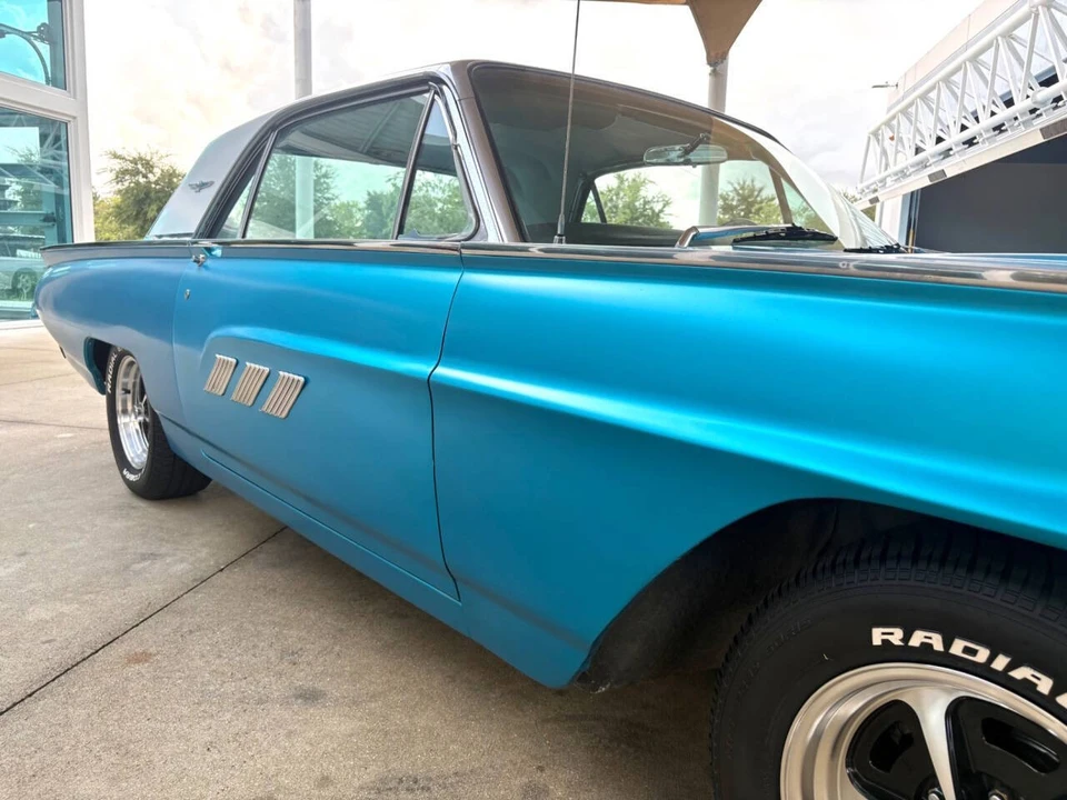 1963 Ford Thunderbird 3rd Gen - Image 18 of 31